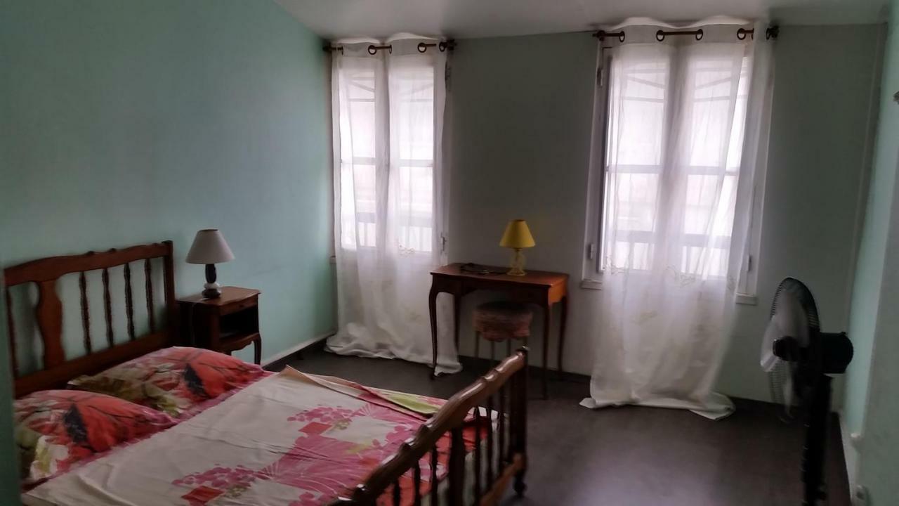 Chambre D'Hote A Saint-Pierre Eksteriør billede